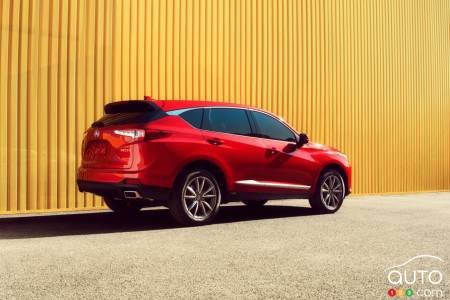 Acura RDX 2022, en rouge